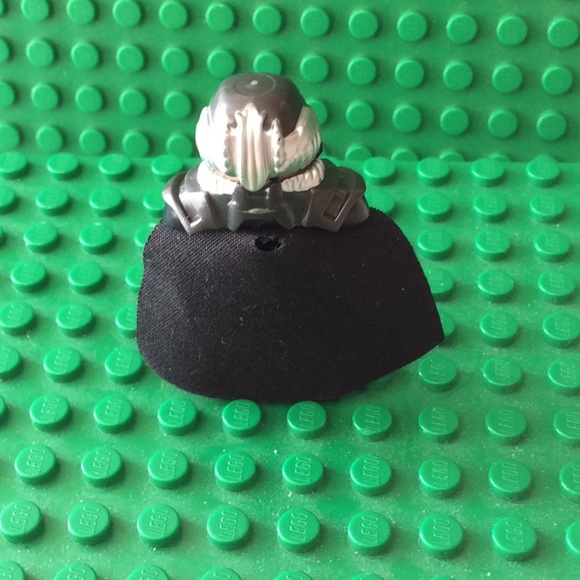 LEGO Minifigures DC Comics  General Zod - Picture 3 of 5